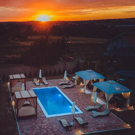 بيت للعطل Mariah